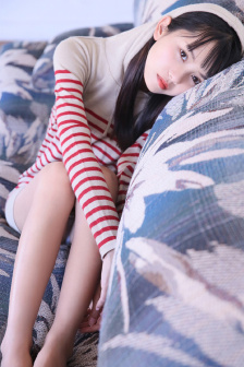 超薄肉色丝袜一二三四区